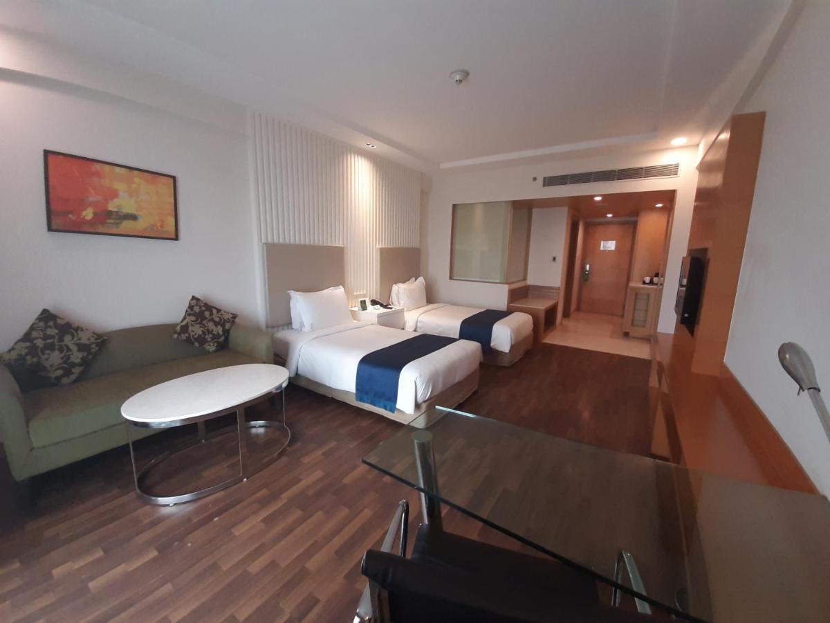 Holiday Inn Amritsar Ranjit Avenue By Ihg Extérieur photo